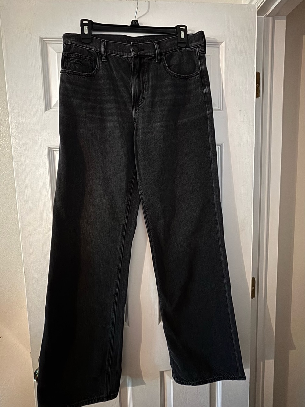 American Eagle STOVEPIPE Black High-Rise Jeans 8 LONG